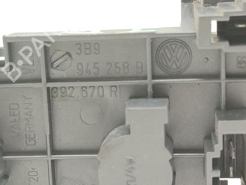 Lamp holder VW PASSAT B5.5 Variant (3B6) 1.9 TDI | BP33832112L10 - Image 3