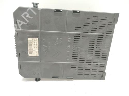 Skrzynka bezpieczników CITROËN C5 II (RC_) 2.0 HDi (RCRHRH) | BP29889878E1