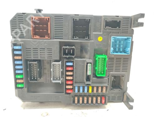 Scatola Fusibili PEUGEOT 208 I (CA_, CC_) 1.2 VTI 82 (82 hp) 30805466