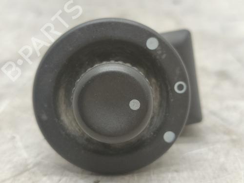 Used Mirror switch RENAULT MEGANE II (BM0/1_, CM0/1_) 1.9 dCi (BM0G, CM0G) (120 hp) 17319816