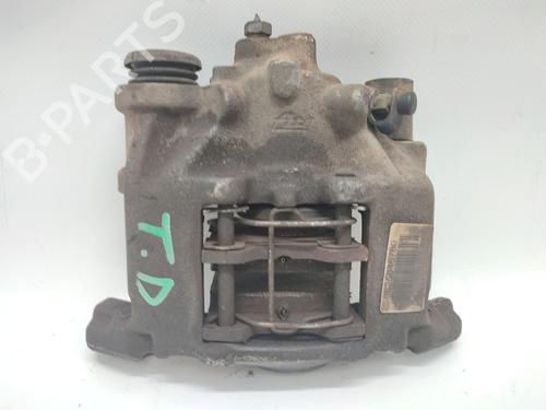Used Right rear brake caliper Right rear brake caliper PEUGEOT 406 (8B) 2.0 HDI 90 (90 hp) 33963679 33963679