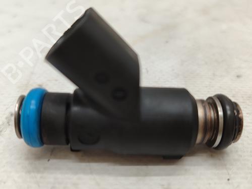 Used Injector CHEVROLET AVEO / KALOS Saloon (T200) [2003-2008]  18724573