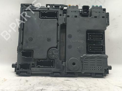 Used Fuse box PEUGEOT 406 (8B) 2.0 HDI 110 (109 hp) 25882956