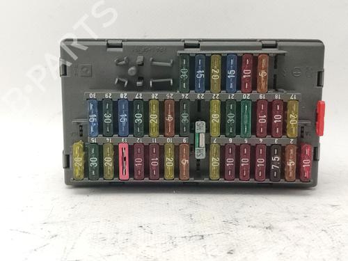 Used Fuse box PEUGEOT 306 Break (7E, N3, N5) 2.0 HDI 90 (90 hp) 30876757