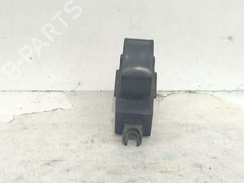 right-front-window-switch-nissan-primera-hatchback-p12-2002-32703381 main image