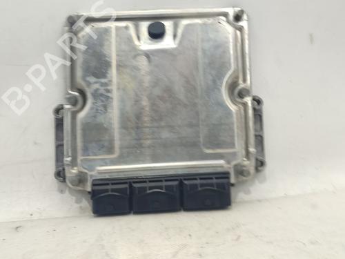 Used Engine control unit (ECU) Engine control unit (ECU) RENAULT MEGANE I Classic (LA0/1_) 1.9 dCi (LA05, LA1F) (102 hp) 33468144 33468144
