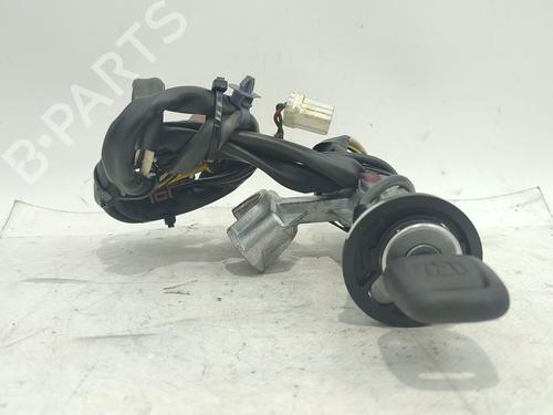 Used Ignition barrel HONDA CIVIC VI Fastback (MA, MB) 1.4 i (MA8, MB2) (90 hp) 32237247