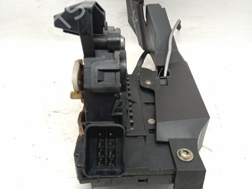 Front left lock FORD FOCUS I (DAW, DBW) 1.6 16V | BP26549825C98 