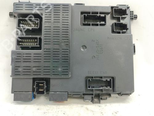 Used Fuse box CITROËN XSARA (N1) 2.0 HDi 90 (90 hp) 30136367