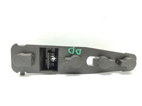 Lamp holder OPEL VECTRA B Estate (J96) 2.0 DTI 16V (F35) BP29387085L10