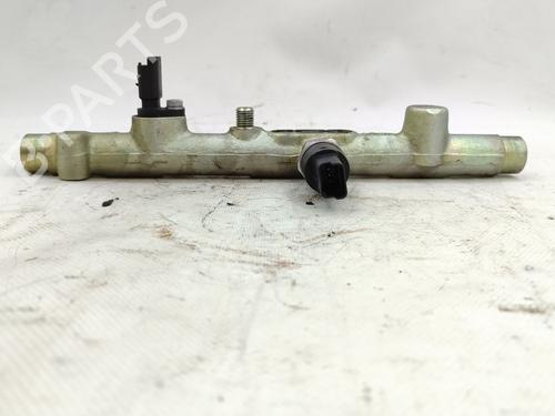 Used Injection rail CITROËN XSARA (N1) 2.0 HDi 90 (90 hp) 30109210