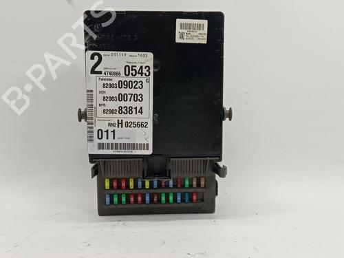 Used Fuse box RENAULT LAGUNA II (BG0/1_) 1.9 dCi (BG08, BG0G) (120 hp) 29221052