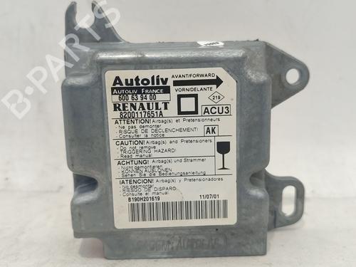 Used ECU airbags ECU airbags RENAULT MEGANE I Classic (LA0/1_) 1.9 dCi (LA05, LA1F) (102 hp) 33468153 33468153