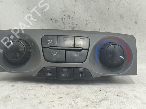 Used Climate control HYUNDAI TRAJET (FO) [1999-2008]  26167257