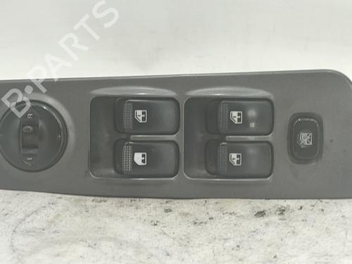 Used Left front window switch Left front window switch 38489469 38489469