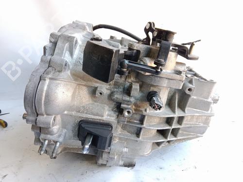 Used Gearbox HYUNDAI i40 I CW (VF) 1.7 CRDi (116 hp) 24701304