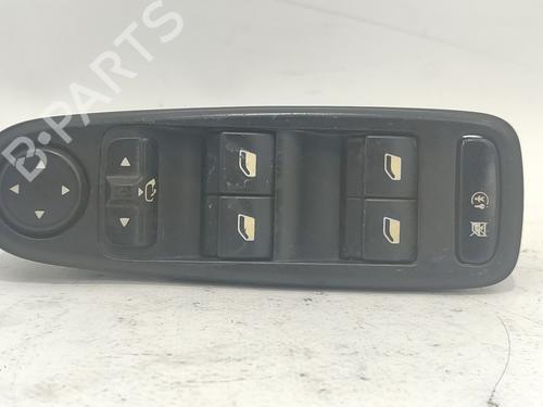 Used Left front window switch Left front window switch 37025306 37025306