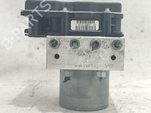 Used ABS pump RENAULT SCÉNIC II (JM0/1_) 1.6 16V (JM1R) (112 hp) 25010679