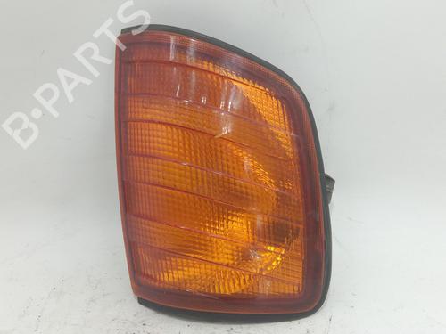 Blinklys fortil højre Blinklys fortil højre MERCEDES-BENZ 124 Saloon (W124) 300 Turbo-D (124.133) (147 hp) 37467399 37467399