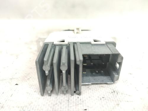 Warning switch FORD FOCUS I (DAW, DBW) 2.0 16V | BP28214138I22 