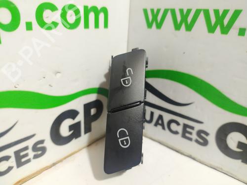 Used Switch MERCEDES-BENZ E-CLASS Coupe (C207) E 350 CDI (207.322) (231 hp) 7130235