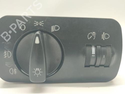 Used Headlight switch Headlight switch 39079898 39079898