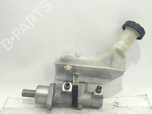Used Brake master cylinder Brake master cylinder RENAULT CLIO III (BR0/1, CR0/1) 1.5 dCi (88 hp) 32720593 32720593