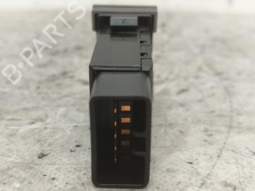Switch KIA RIO I Hatchback (DC)  | BP17753718I30 