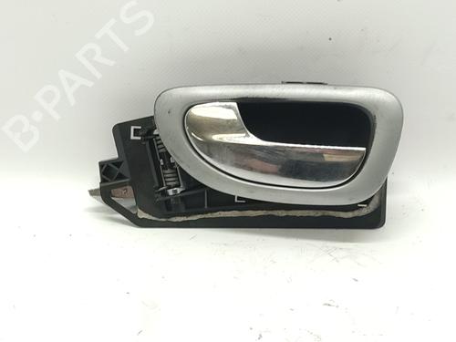 Venstre foran invendig håndtak PEUGEOT 307 Break (3E) 2.0 HDI 110 (107 hp) 29208249