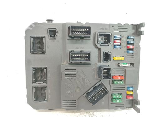 Used Fuse box PEUGEOT 206 Hatchback (2A/C) 1.6 16V (109 hp) 28819297