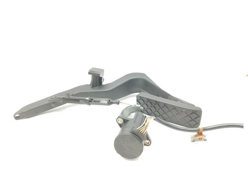 Pedal VW PASSAT B5 (3B2) 1.9 TDI (110 hp) 31630508