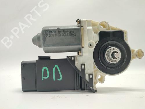 Used Right front window motor Right front window motor VW BORA I (1J2) 2.0 (115 hp) 33548749 33548749