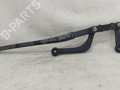 Used Front windshield wiper arm BMW 5 (E39) 525 tds (143 hp) 19323376