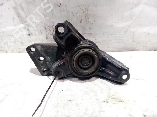 Used Engine mount KIA SPORTAGE III (SL) 1.7 CRDi (116 hp) 17726593