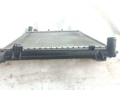 Water radiator KIA CARENS III MPV (UN) 2.0 CRDi 140 | BP30136403M31