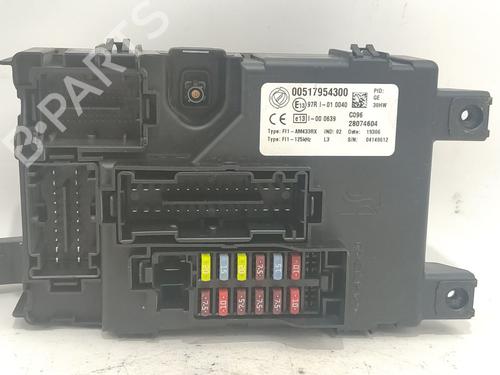 fuse-box-fiat-grande-punto-199_-2005-37183820 main image