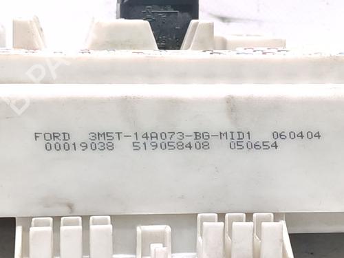 Fuse box FORD FOCUS C-MAX (DM2) 1.6 TDCi | BP30162041E1