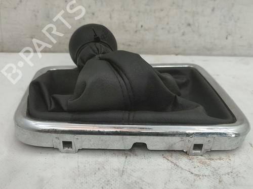 Shift knob PEUGEOT 407 (6D_) 2.0 HDi 135 (6DRHRH, 6DRHRE, 6DRHRG, 6DRHRJ) | BP27920272I34 