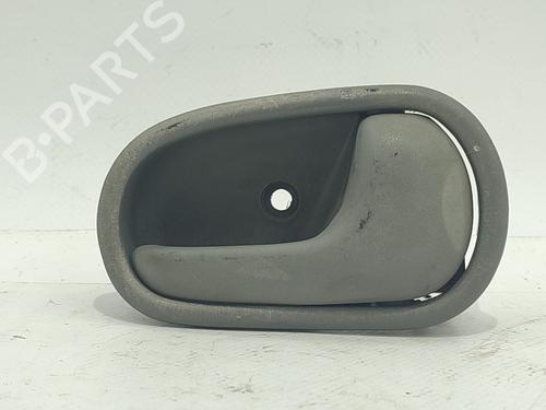 Højre fortil invendig håndtag KIA RIO I Hatchback (DC) 1.3 (82 hp) 31587414