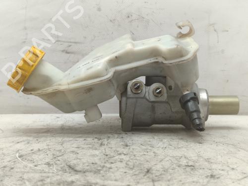Used Brake master cylinder FORD FIESTA V (JH_, JD_) [2001-2014]  17755890