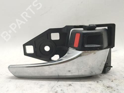 Højre fortil invendig håndtag Højre fortil invendig håndtag TOYOTA HILUX VIII Pickup (_N1_) [2015-2026] 37016068 37016068