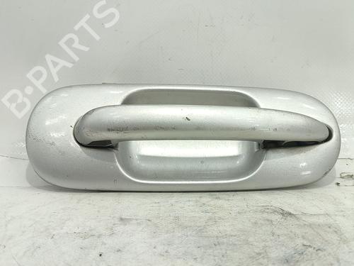 Used Front right exterior door handle Front right exterior door handle HONDA CIVIC VI Fastback (MA, MB) 1.5 16V (MB3) (114 hp) 32395899 32395899
