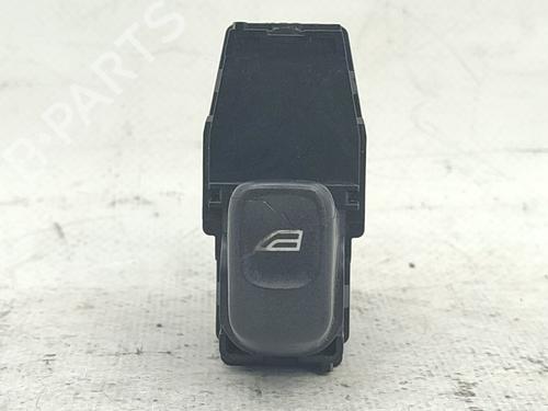 Used Right rear window switch Right rear window switch VOLVO S60 I (384) D5 (163 hp) 36037735 36037735
