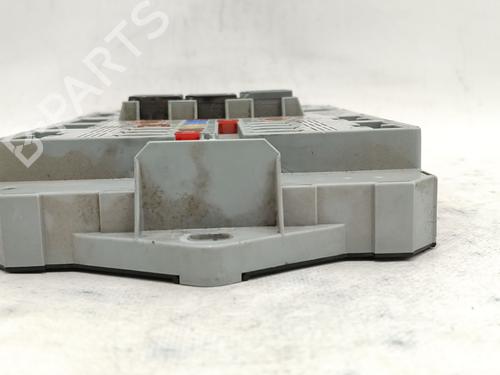 Fuse box JAGUAR XF I (X250) 2.7 D | BP36037813E1 - Image 3