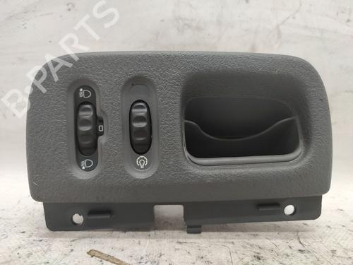 Used Switch RENAULT MEGANE I Coach (DA0/1_) 1.9 dTi (DA0N) (98 hp) 27673473
