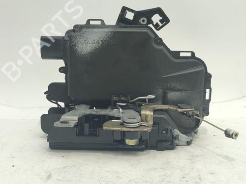 Fechadura trás esquerda Fechadura trás esquerda SEAT TOLEDO II (1M2) 1.9 TDI (110 hp) 31860176 31860176