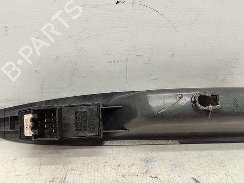 Right front window switch VOLVO V40 Estate (645) 1.9 DI | BP23178518I26 