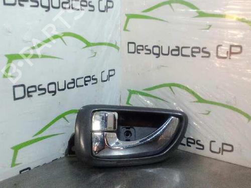 Used Front left interior door handle HYUNDAI TERRACAN (HP) [2001-2008]  7132501