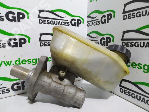 Used Brake master cylinder RENAULT LAGUNA II (BG0/1_) [2001-2007]  7222397