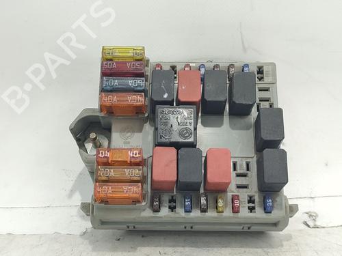 Used Fuse box Fuse box FIAT PUNTO (188_) 1.9 DS 60 (188.031, .051, .231, .251) (60 hp) 32709828 32709828